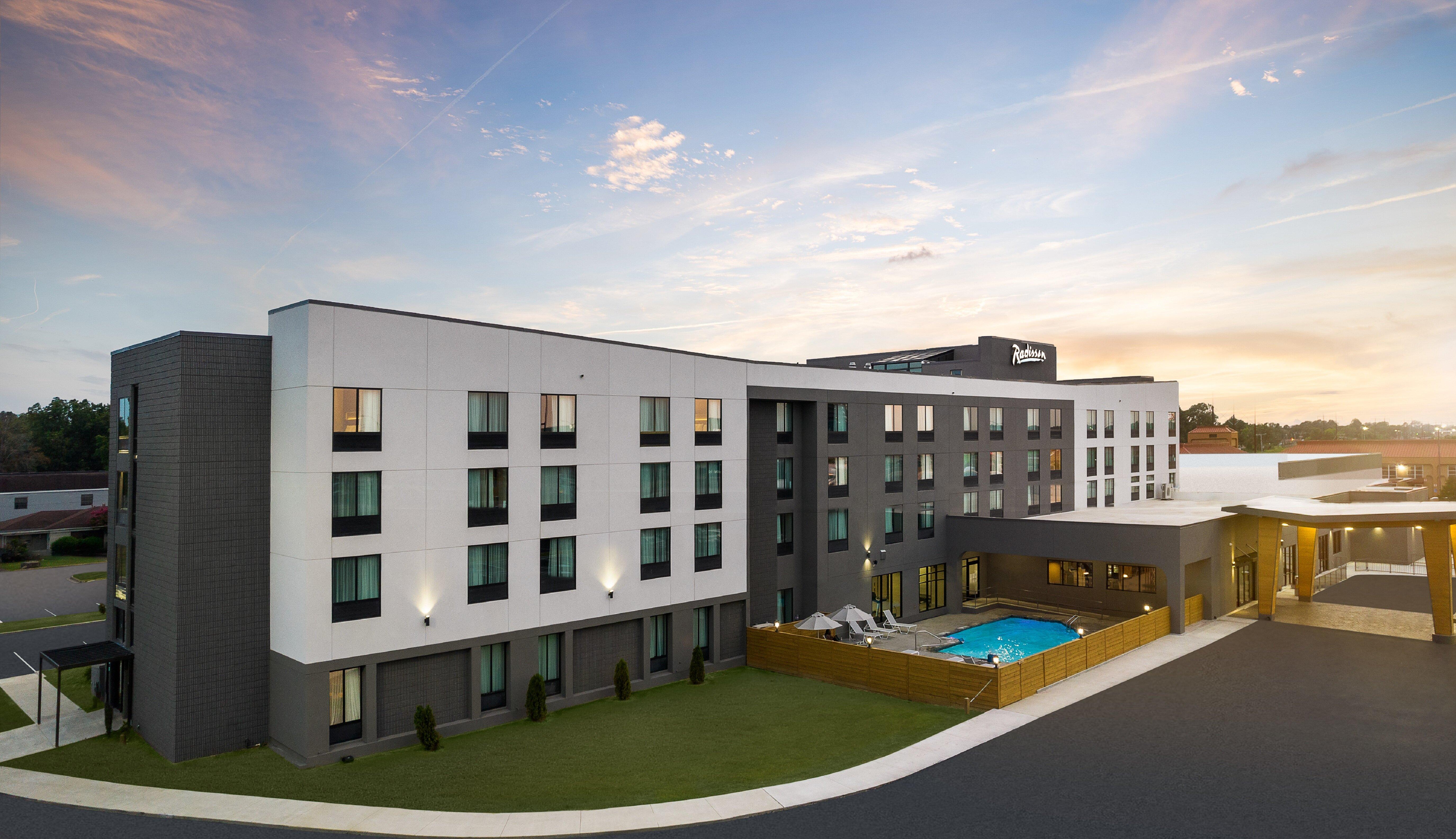 Radisson Hotel West Memphis Ngoại thất bức ảnh