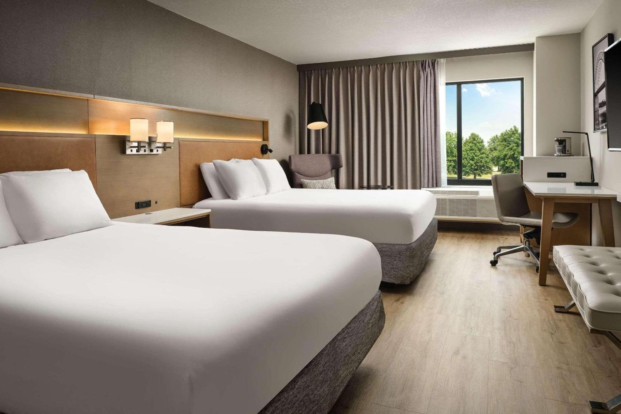 Radisson Hotel West Memphis Ngoại thất bức ảnh