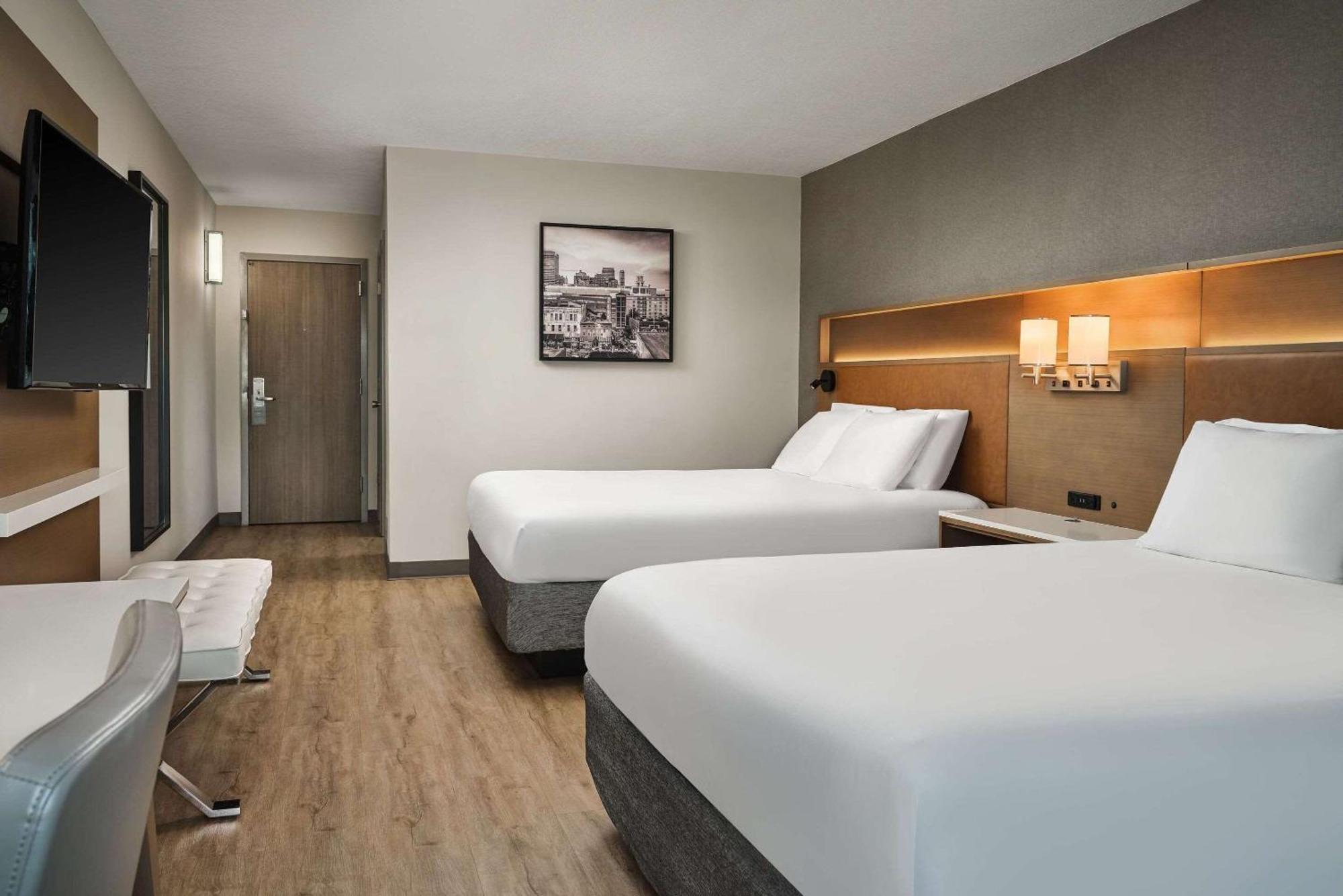 Radisson Hotel West Memphis Ngoại thất bức ảnh