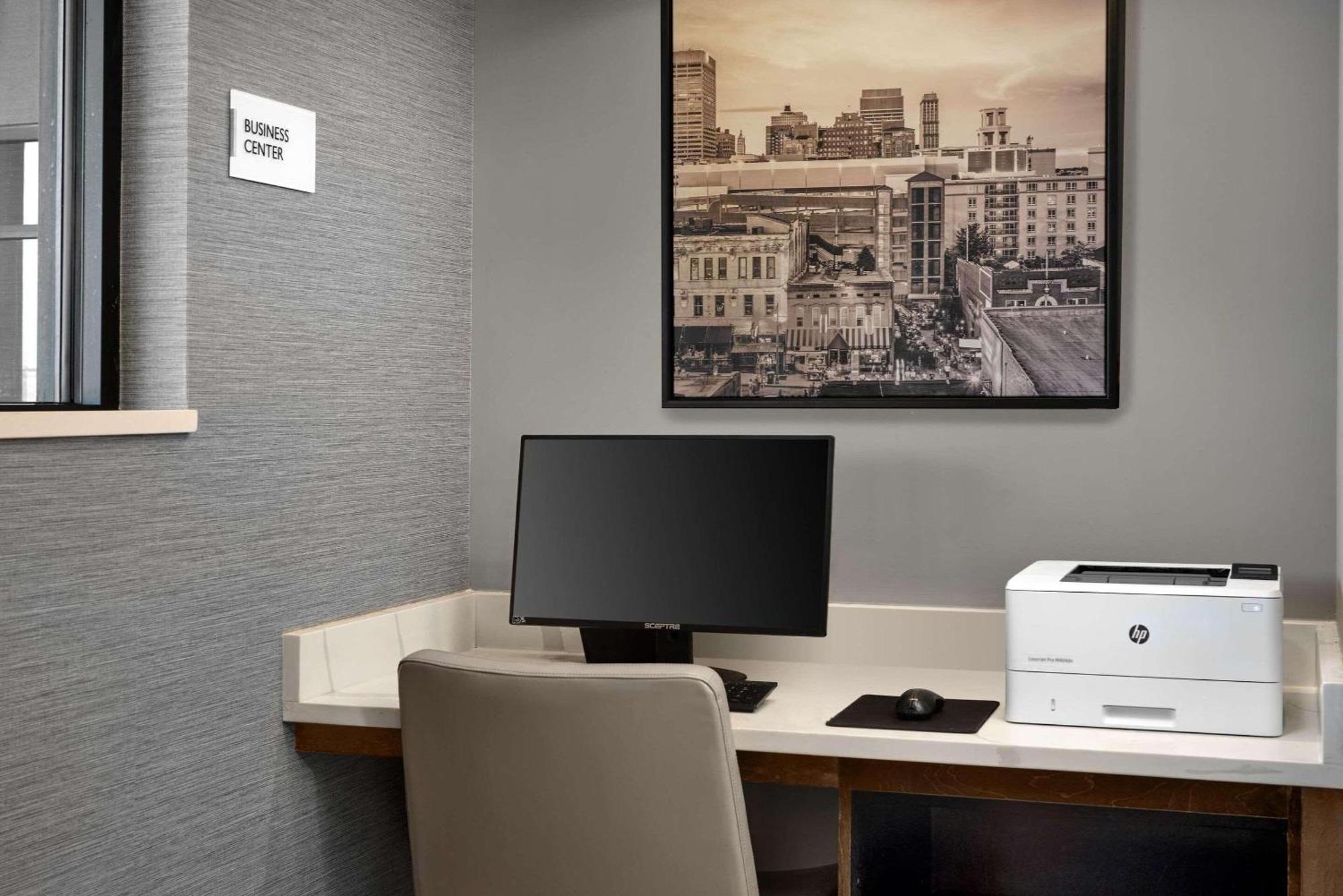 Radisson Hotel West Memphis Ngoại thất bức ảnh