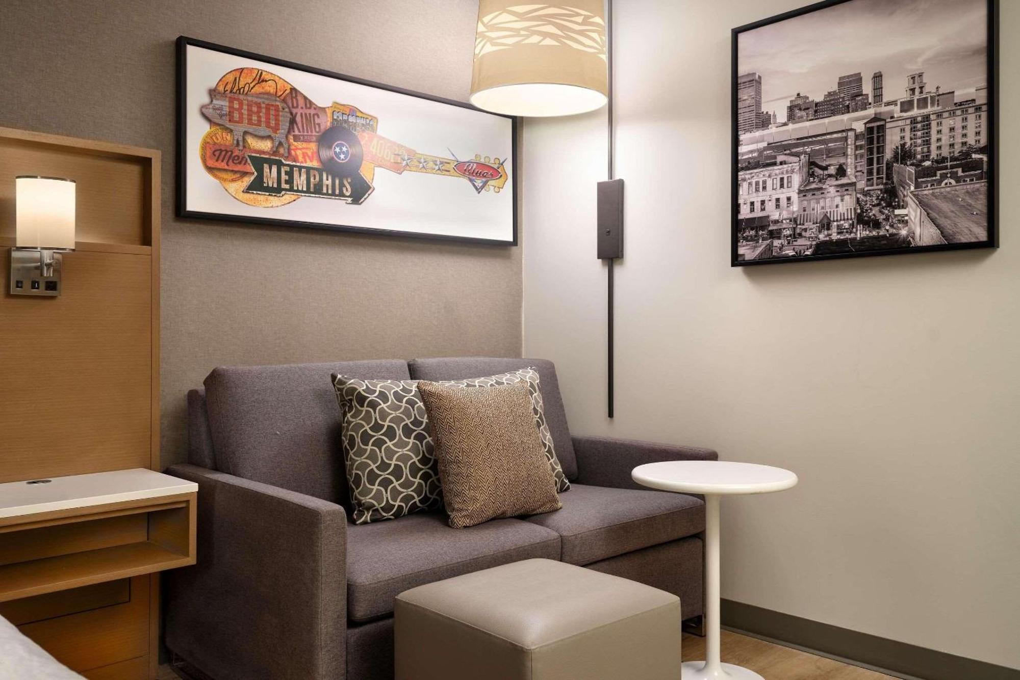 Radisson Hotel West Memphis Ngoại thất bức ảnh